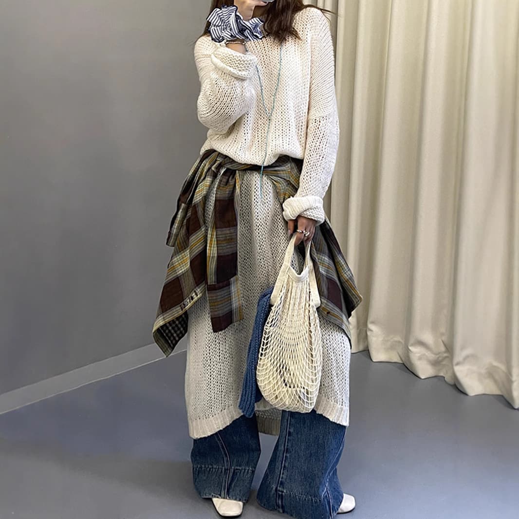 ゆったりシルエットロングニットワンピース