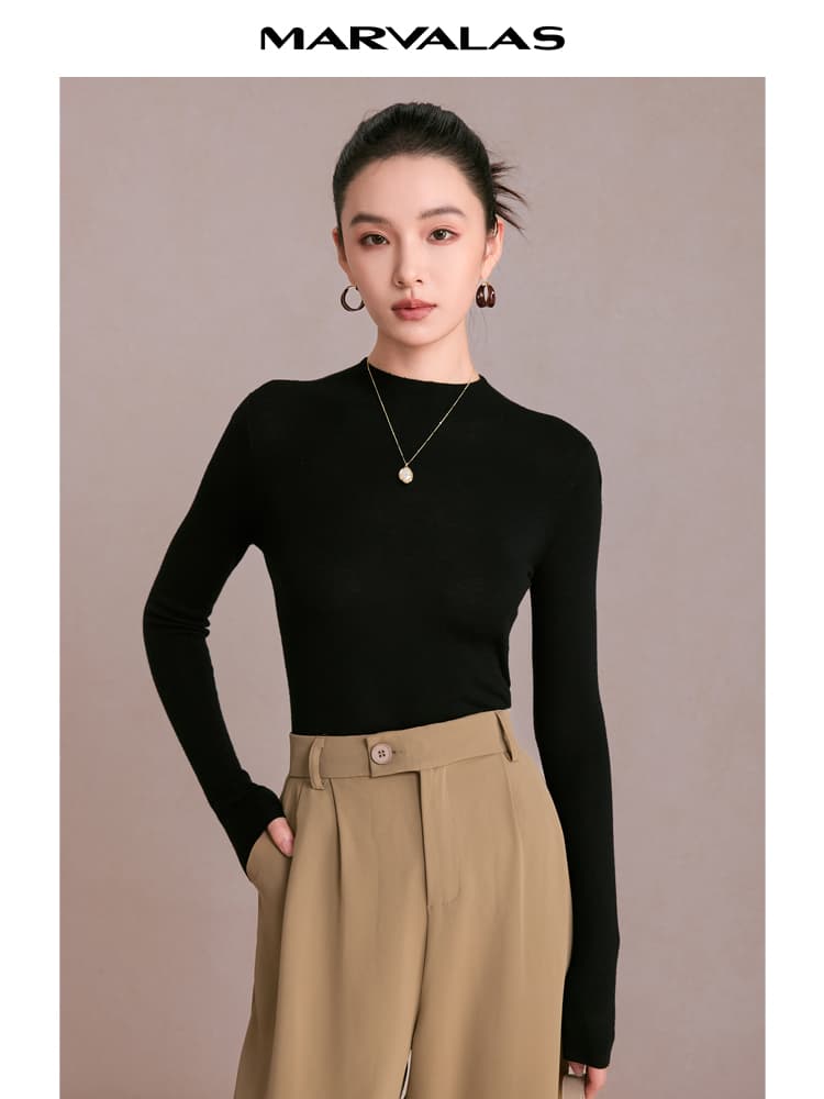 ニット スリムフィット ハイネックニット