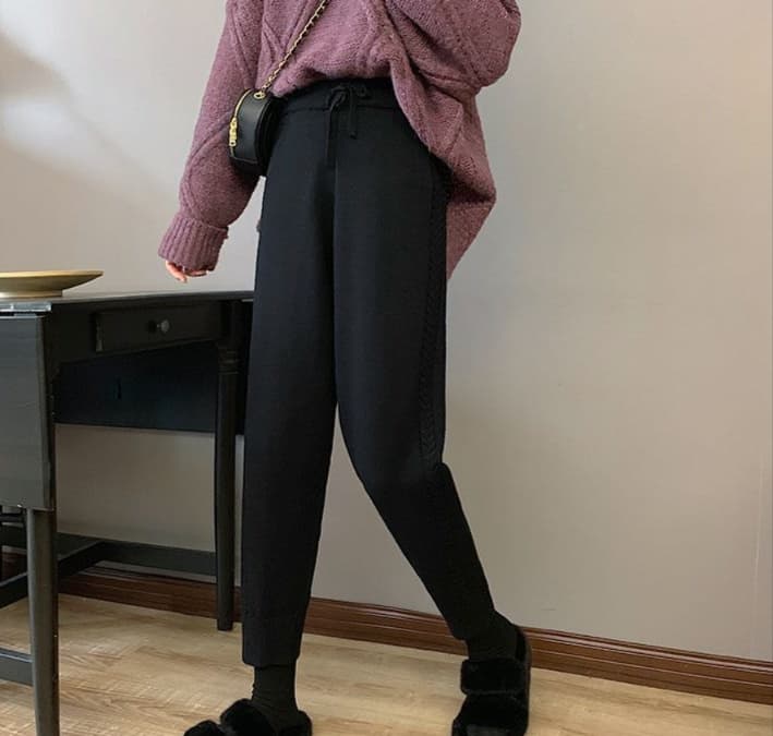 ケーブル編みニットウエアパンツ
