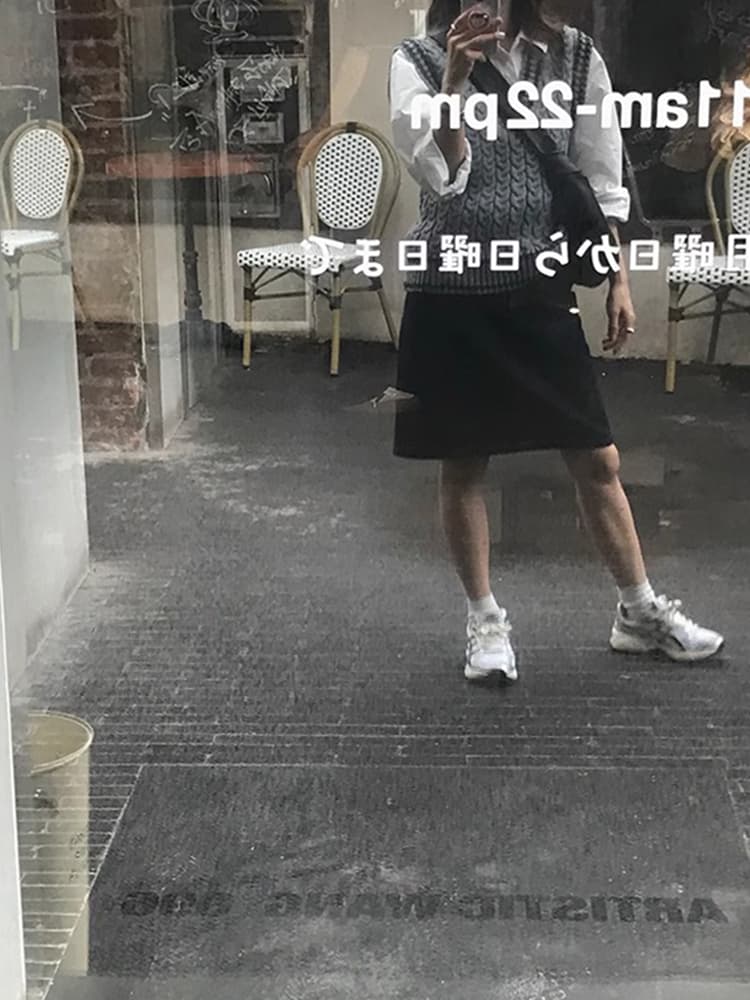 ニット 上品な縄編みベスト