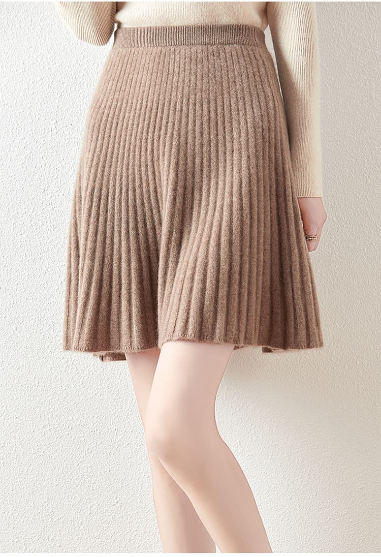 ふんわり上品プリーツニットスカート